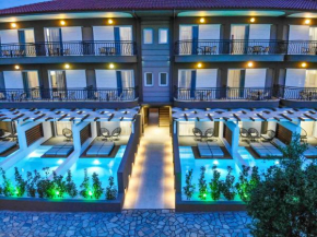  Royal Hotel and Suites  Полихроно